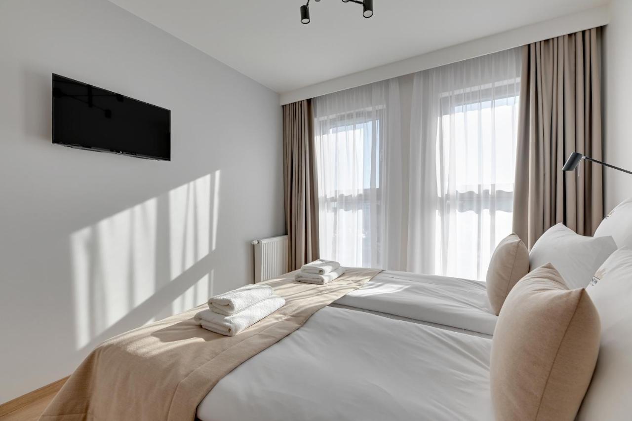 Grano Residence - Pool, Sauna, Spa & Parking By Downtown Apartments グダニスク エクステリア 写真
